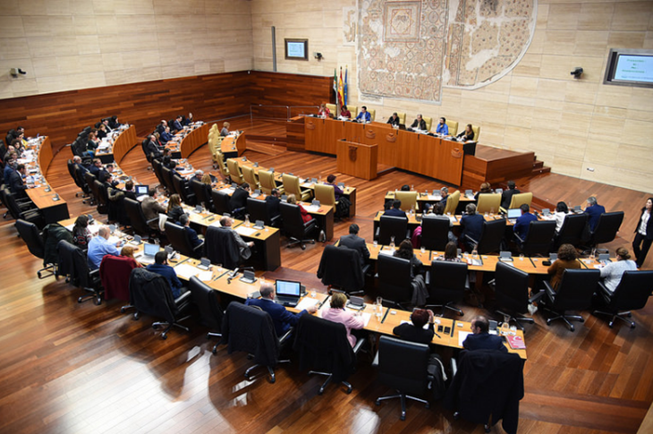 La Asamblea pide a Rajoy un Plan Especial de Empleo