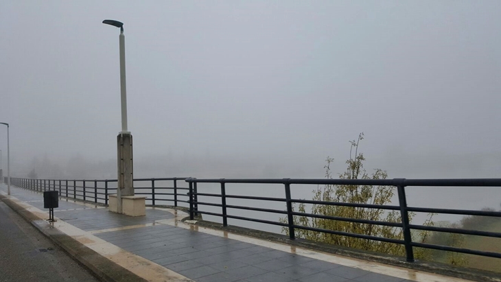 La niebla invade Badajoz