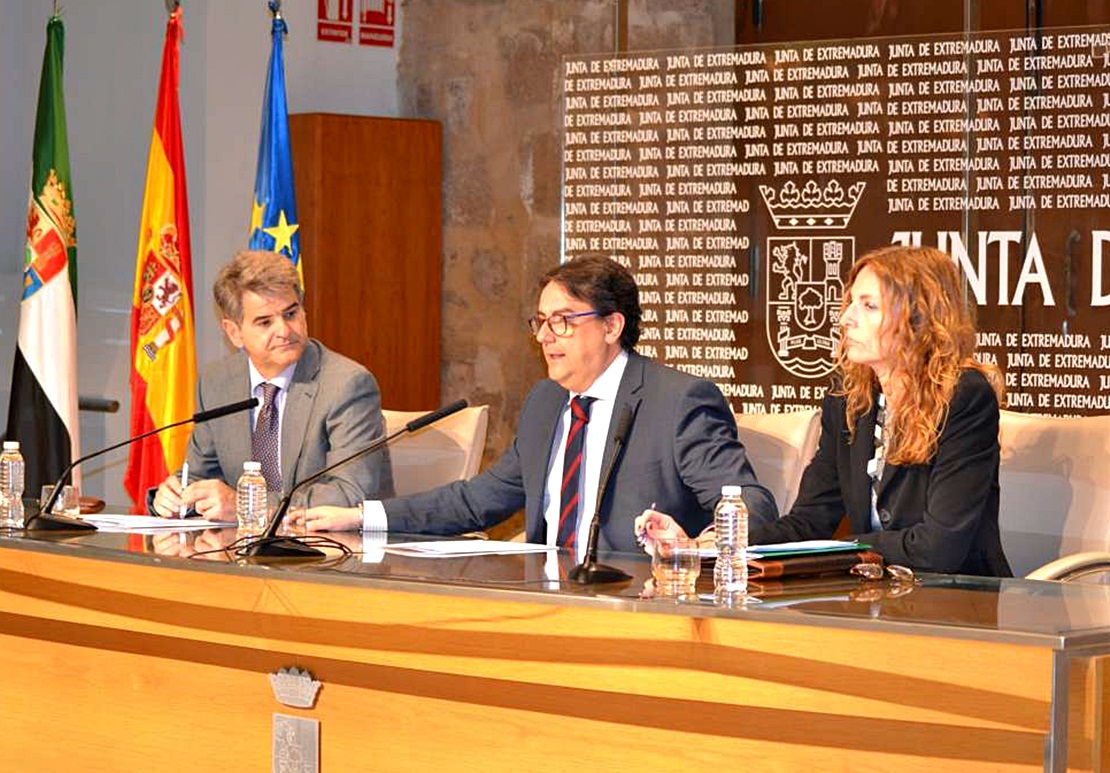 El SES realizará consultas externas por las tardes para reducir las listas de espera