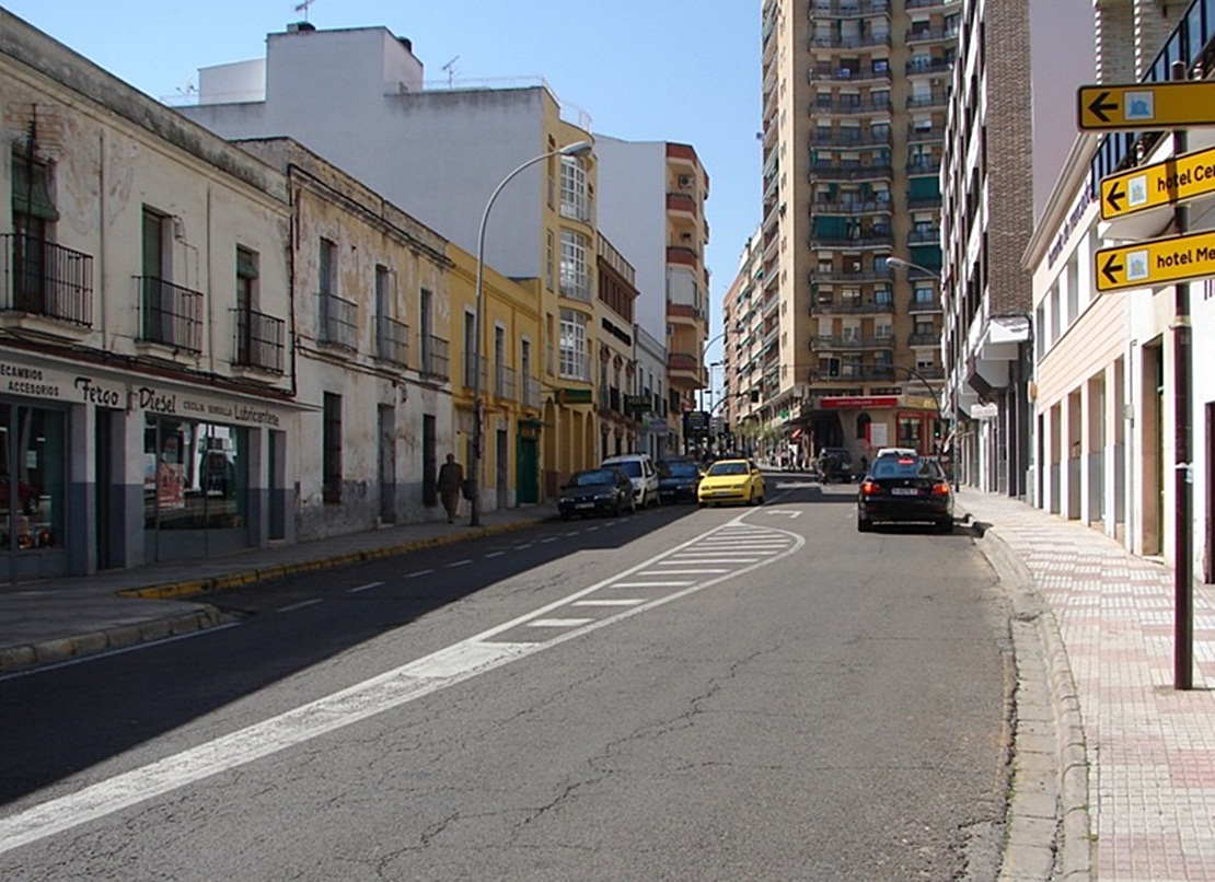 Cortan de varias calles de Mérida para asfaltarlas