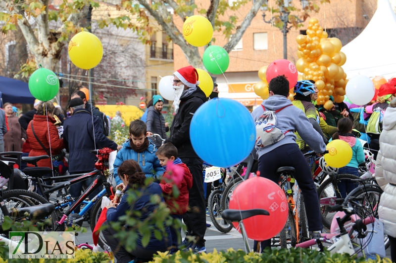 500 pacenses participan en la Ciclocabalgata Solidaria