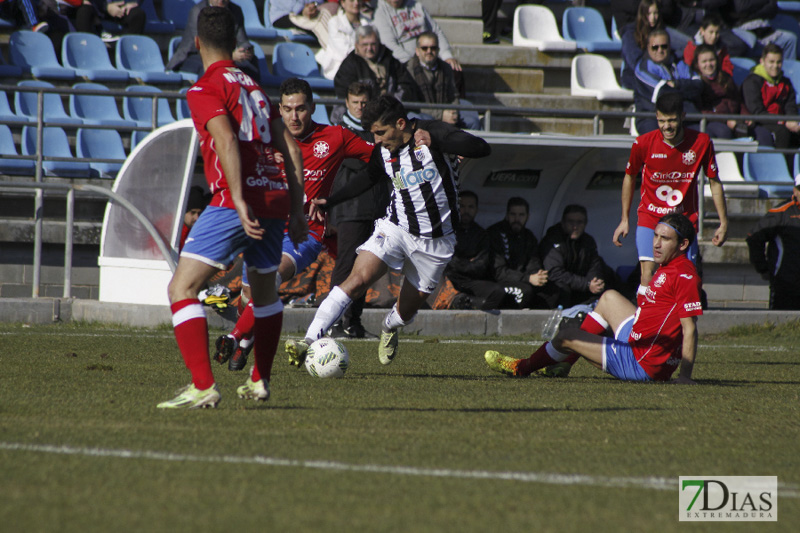 Imágenes del CD Badajoz 2 - 0 UC La Estrella