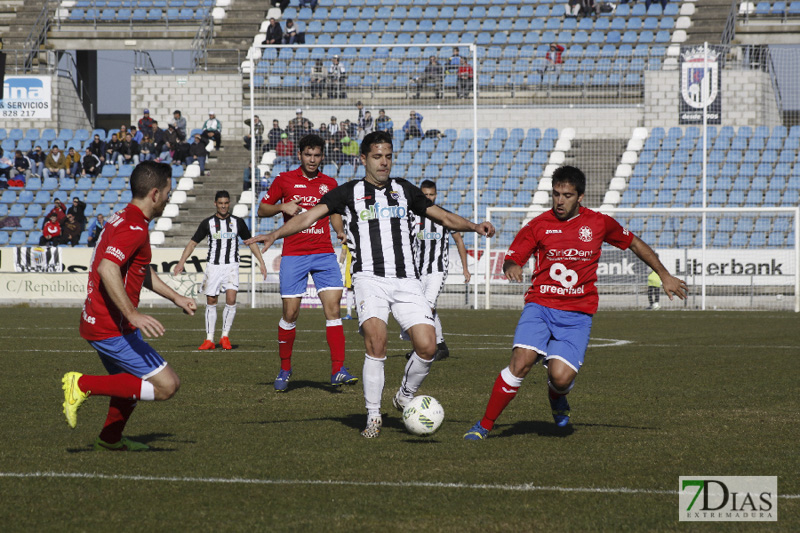 Imágenes del CD Badajoz 2 - 0 UC La Estrella