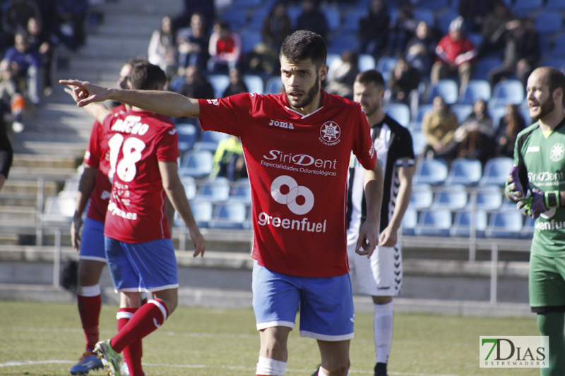 Imágenes del CD Badajoz 2 - 0 UC La Estrella