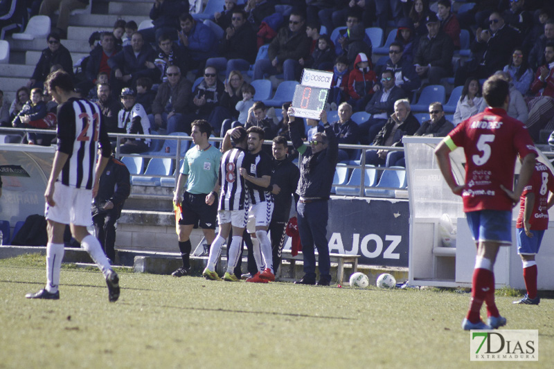 Imágenes del CD Badajoz 2 - 0 UC La Estrella