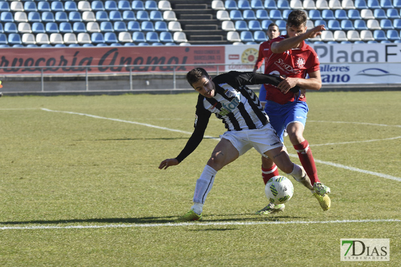 Imágenes del CD Badajoz 2 - 0 UC La Estrella