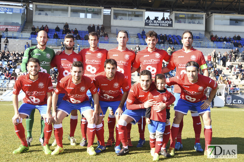 Imágenes del CD Badajoz 2 - 0 UC La Estrella