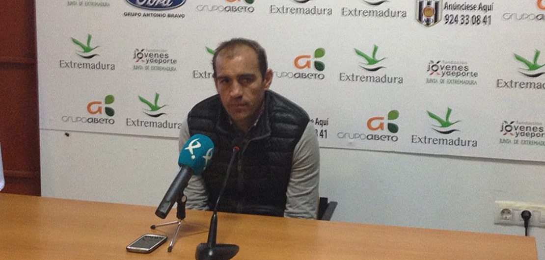 Las ruedas de prensa del Mérida AD serán traducida a lenguaje de signos