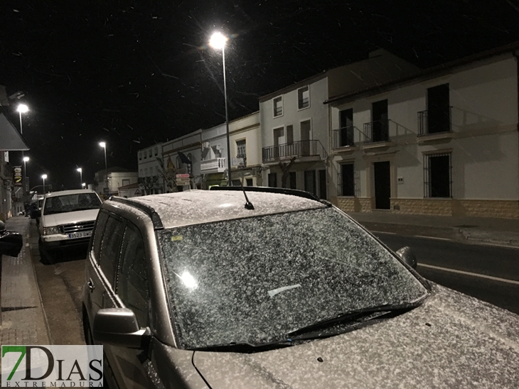 La nieve llega al sur de Badajoz