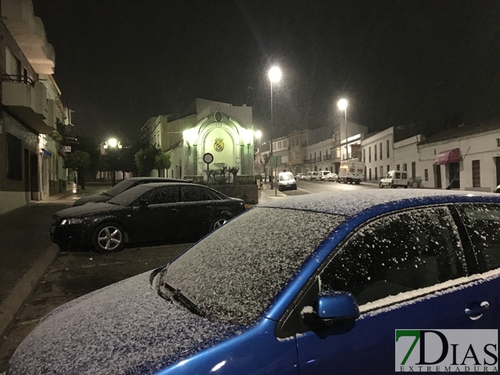 La nieve llega al sur de Badajoz