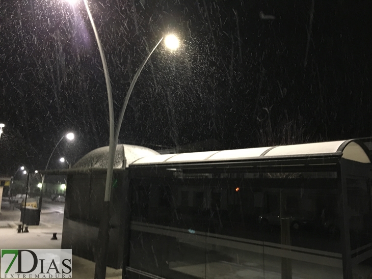 La nieve llega al sur de Badajoz