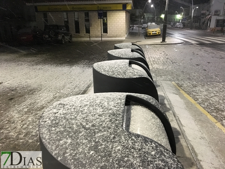 La nieve llega al sur de Badajoz