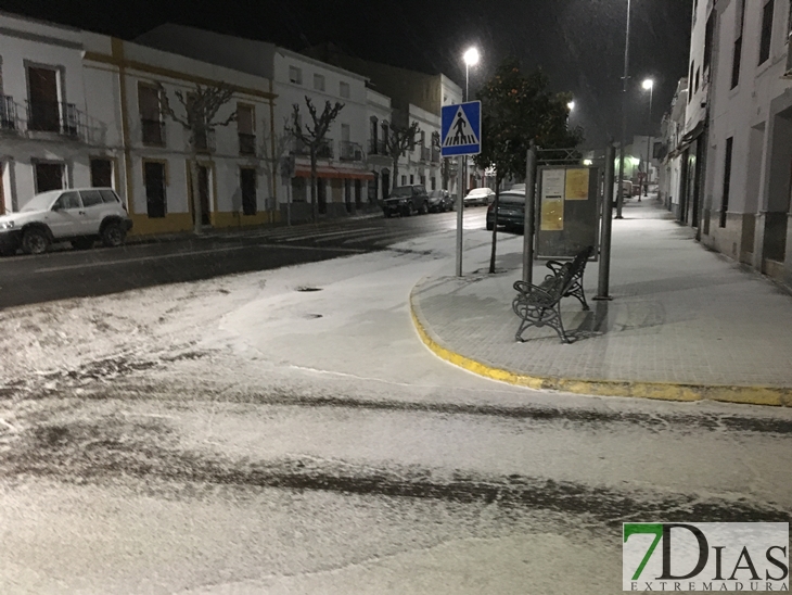 La nieve llega al sur de Badajoz