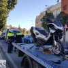 Accidente entre una moto y una furgoneta en la avenida Adolfo Suárez