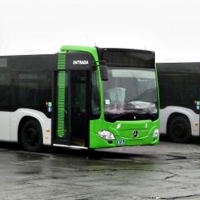 Cáceres contará con USB para cargar el móvil en el bus urbano