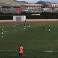 El Villanovense suma para mantenerse en play off