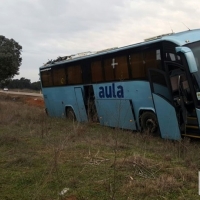 Se accidenta un autobús de militares cerca de Bótoa