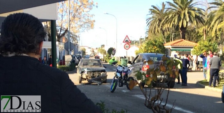 Un menor es trasladado al Infanta Cristina en estado grave