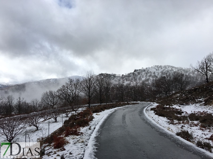 El Puerto de Honduras (Cáceres) continúa cerrado por nieve