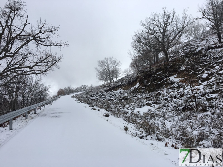 El Puerto de Honduras (Cáceres) continúa cerrado por nieve