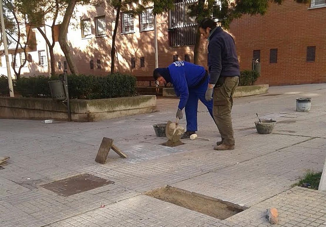Obras en el parque de la Plaza Pizarro
