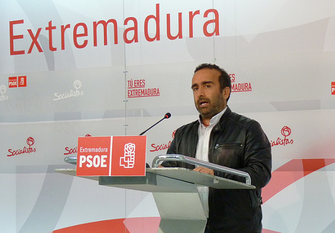 PSOE: “La oposición tiene derecho a solucionar los problemas de Badajoz”