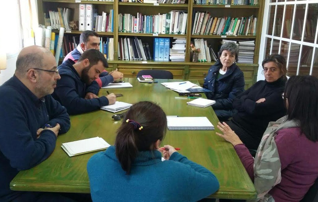 Podemos debate las alternativas económicas al posible cierre de Aguablanca