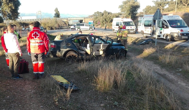 Cuatro jóvenes heridos en un accidente en Navalmoral