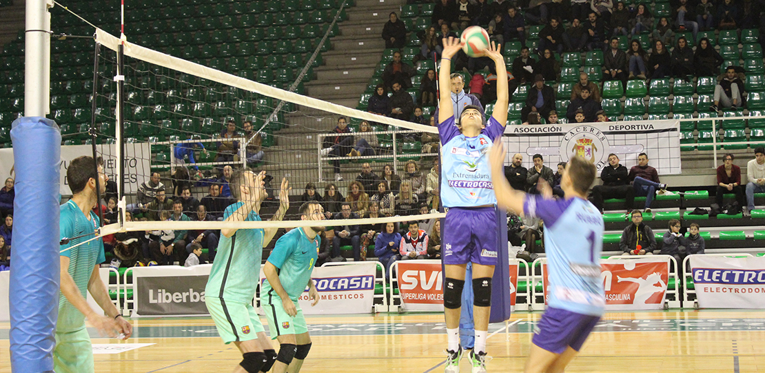 El Electrocash Cáceres visita la difícil cancha ibicenca
