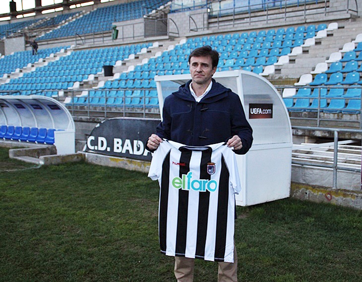 El Club Deportivo Badajoz cesa a Agustín Izquierdo