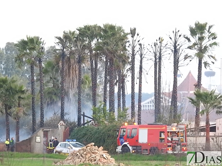 Incendio en la finca pacense de Las Arenosas