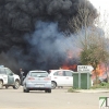 Incendio en el polígono industrial de Talavera la Real (Badajoz)