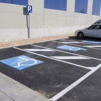 Campaña para concienciar del buen uso de las plazas de movilidad reducida