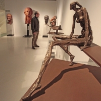 El MUBA se llena de esculturas