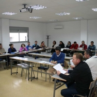 Un centenar de jóvenes se forman para su incorporación a la empresa agraria