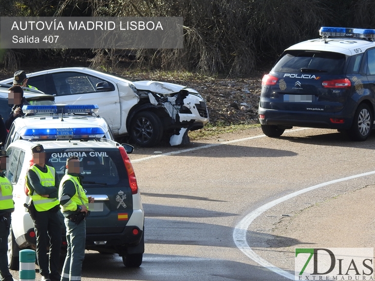 Imágenes de la accidentada persecución policial por las calles de Badajoz