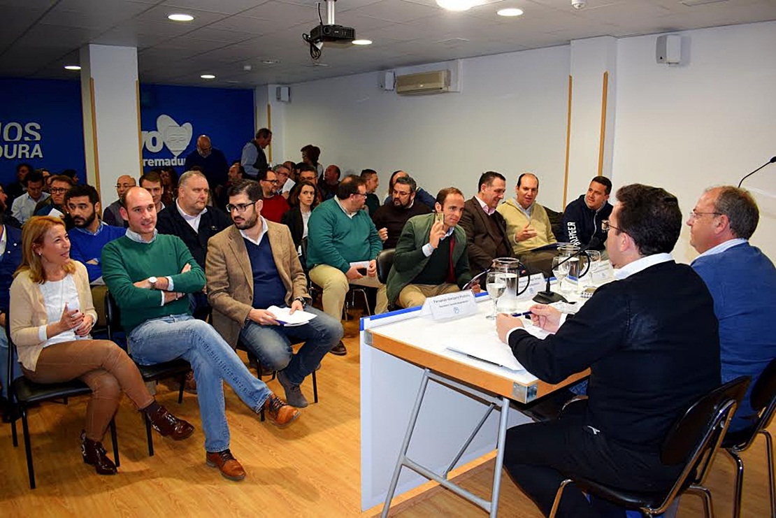 Los compromisarios extremeños del PP tienen “vía libre” en el Congreso