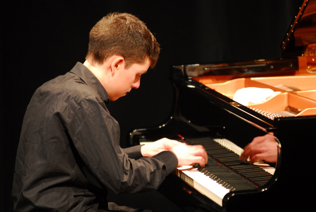 El pianista Víctor Naranjo cierra el Ciclo de Conciertos “Esteban Sánchez”