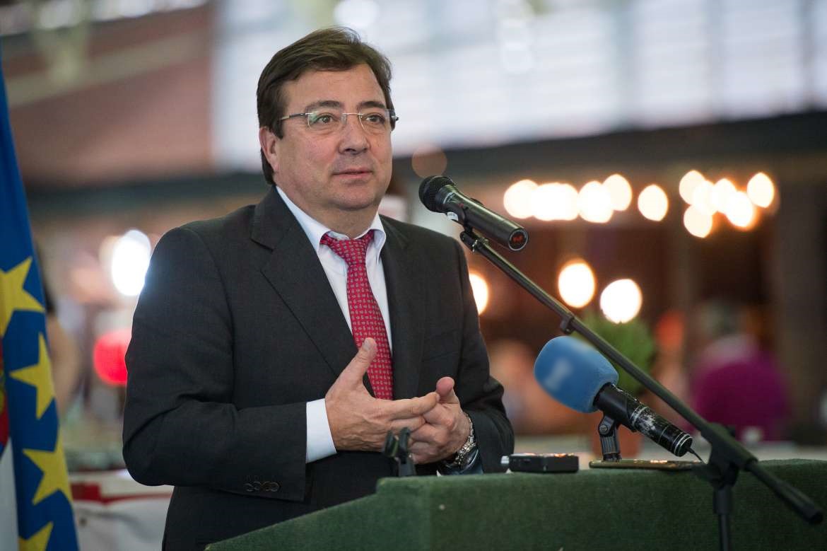 Vara: "Las comunicaciones extremeñas son del siglo XIX"