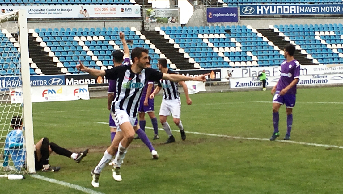 El CD. Badajoz se aferra a la liga