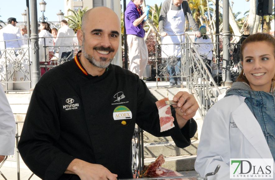 Badajoz desayuna migas 'solidarias'