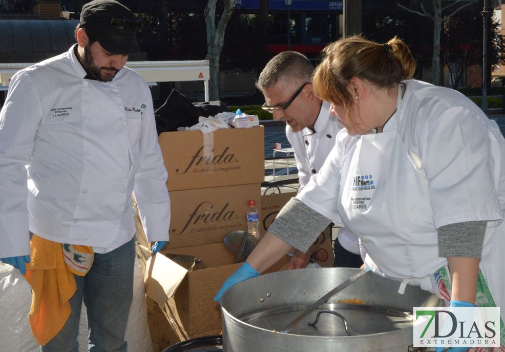 Badajoz desayuna migas 'solidarias'