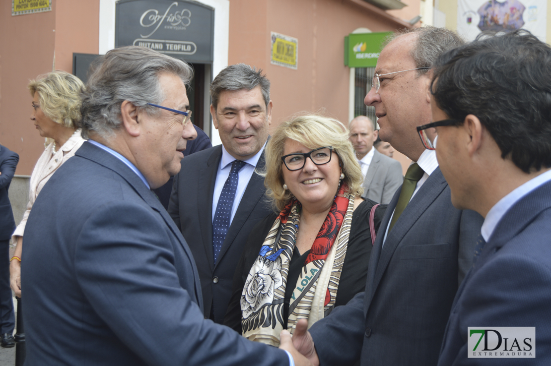 Badajoz recibe al ministro Zoido