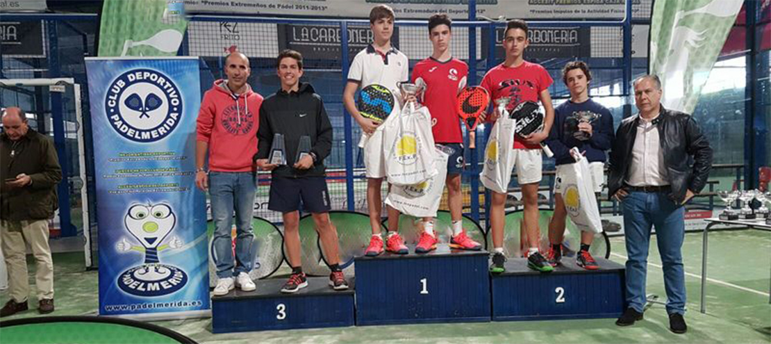 Mérida disfruta con 119 parejas en la 2º cita del calendario Fexpadel de menores