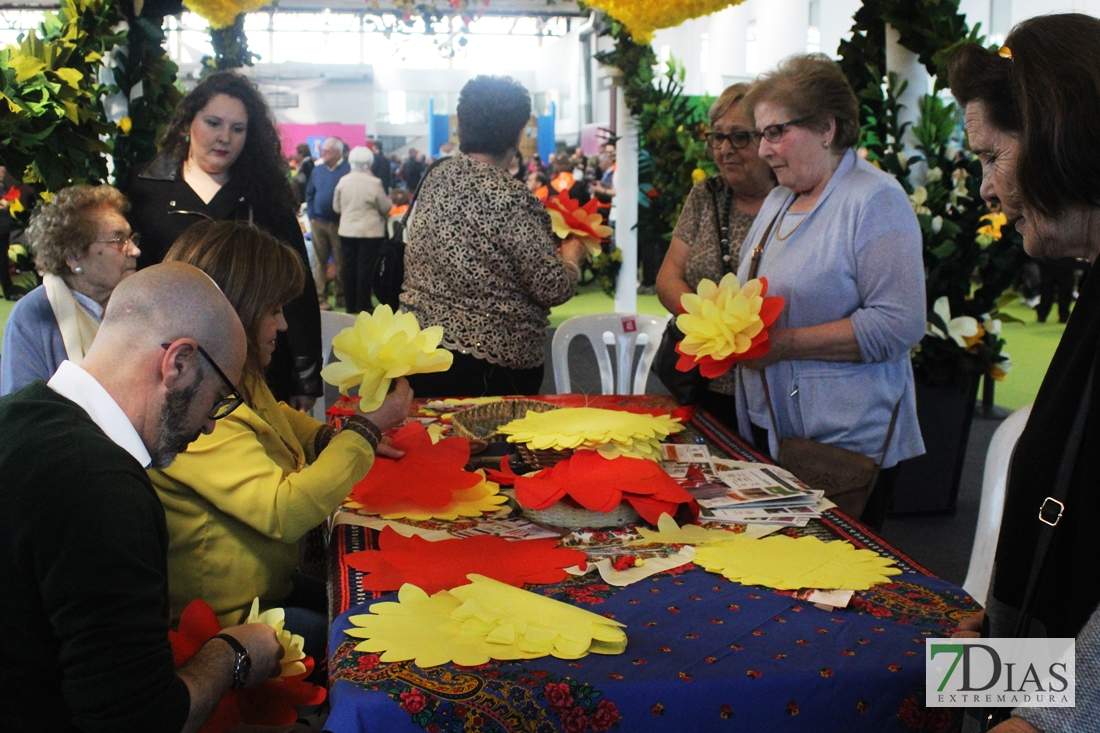 La directora del IMSERSO inaugura la Feria de Mayores de Extremadura