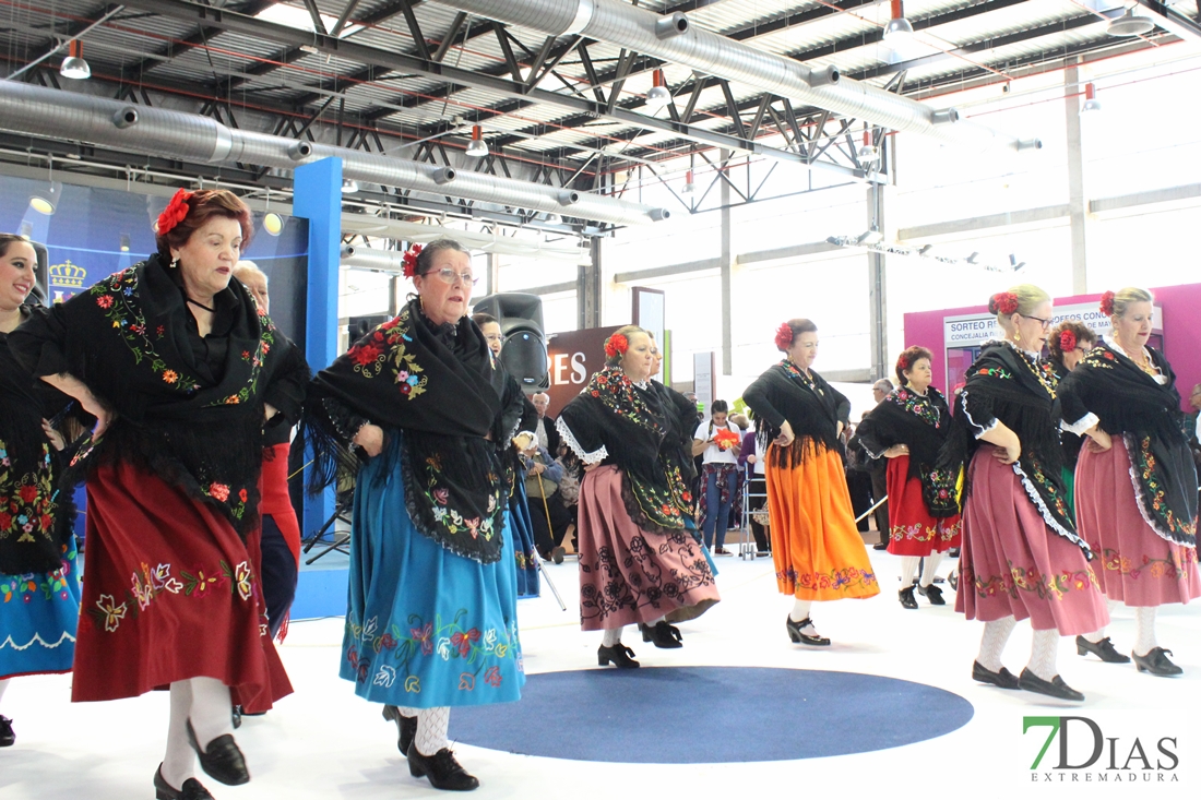 La directora del IMSERSO inaugura la Feria de Mayores de Extremadura