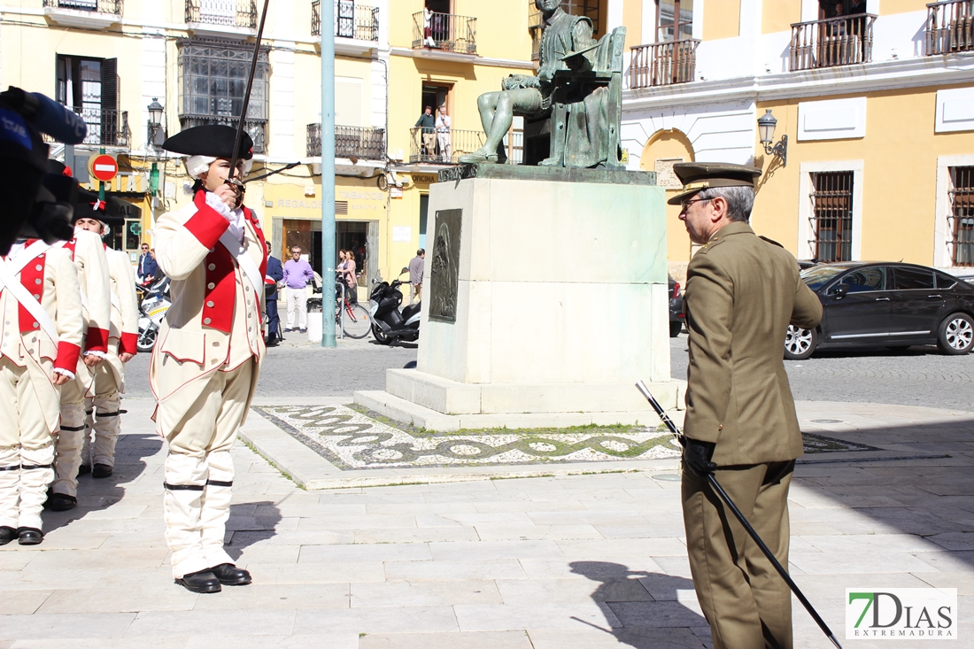 Badajoz rinde homenaje al General Menacho