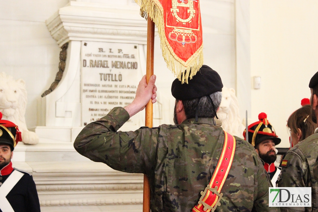 Badajoz rinde homenaje al General Menacho