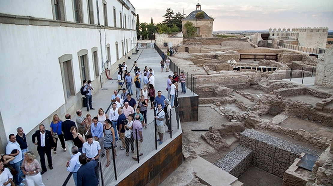 Visita guiada por las principales puertas de la Alcazaba