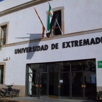 Badajoz se queda con Periodismo